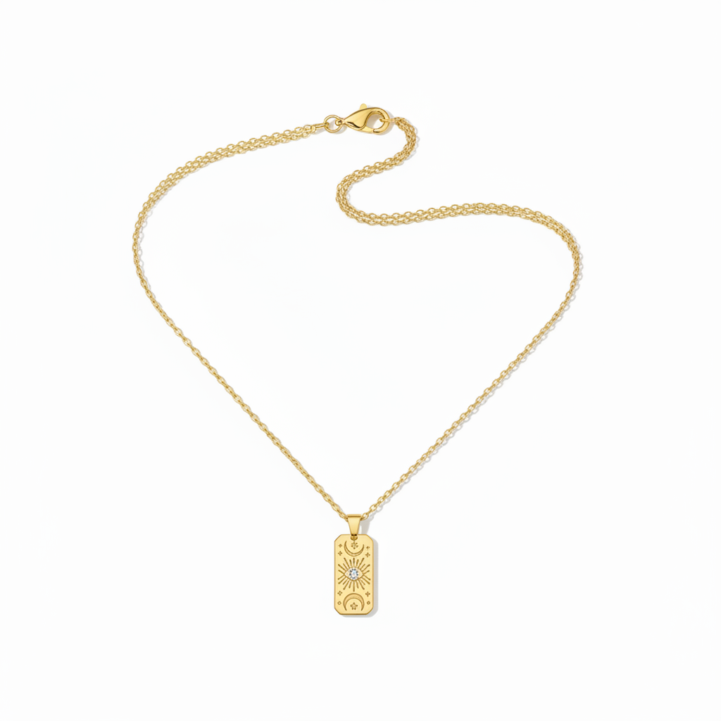 Collier Moïra réaliste fond blanc